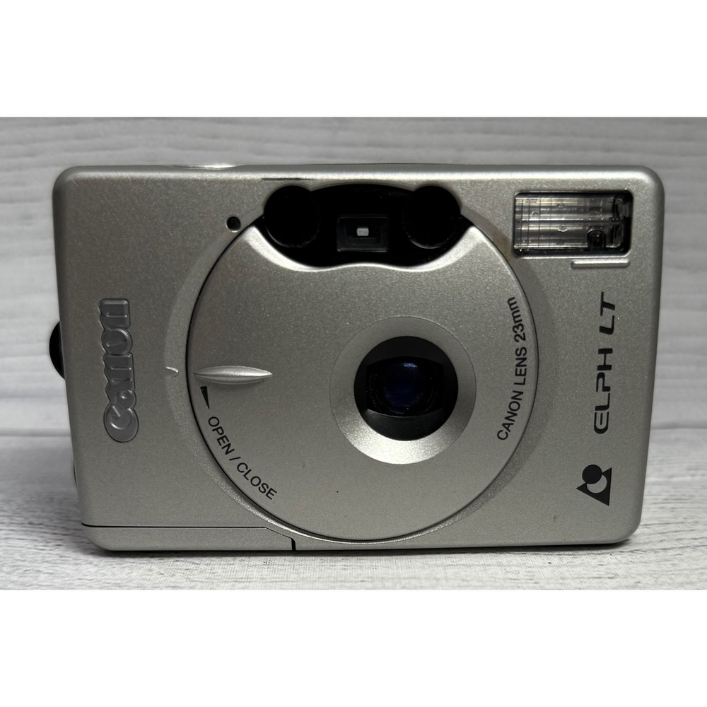 CANON ELPH LTโ 260 DIGITAL POINT & SHOOT CAMERA SILVER